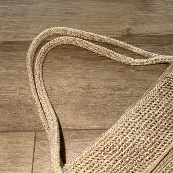 The Sak Tan Crochet Shoulder Bag with snap closure NWOT - Picture 5 of 8